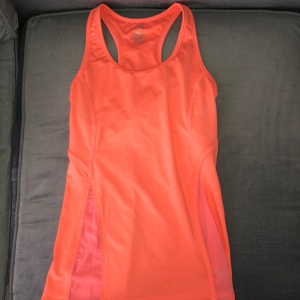 ❌SOLD❌ 
Orange Sports Tank